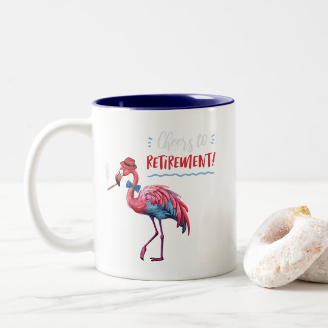 Ruhestand Dapper Flamingo Bowtie Cigar Zweifarbige Tasse (Mit Donut)