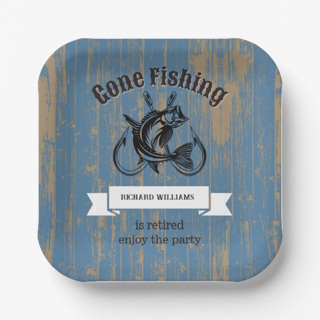 Ruhestand Gone Fishing Rumüde Rustikales Holz Pappteller (Vorderseite)