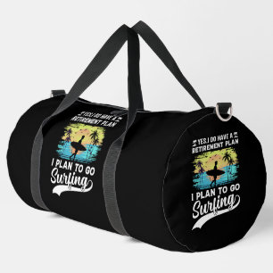 Ruhestand: Surfen und Sonnenuntergänge Duffle Bag