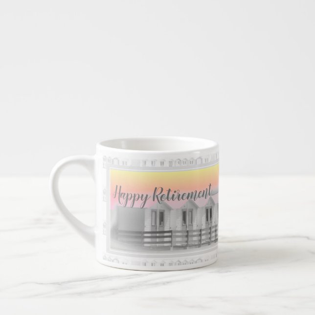 Ruhestandsschale mit Küstenstrandhütten am Espressotasse (Links)