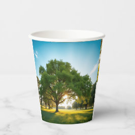 Ruhezeit mit einem großen Baum Pappbecher