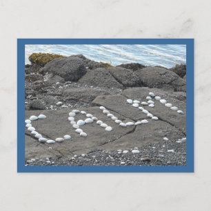 Ruhig - Wortkunst aus Muscheln Postkarte
