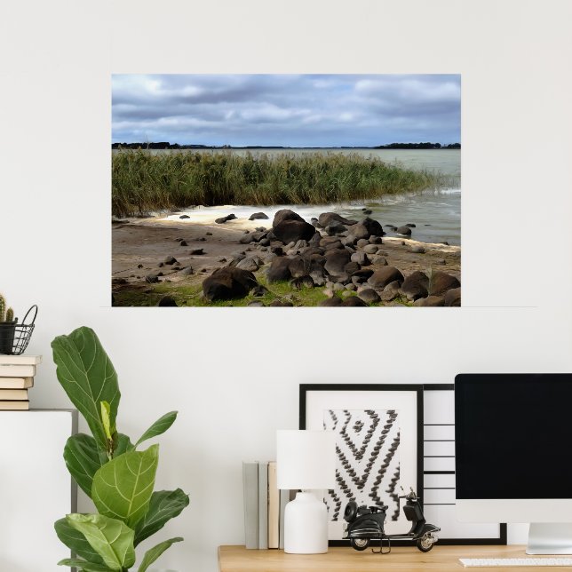 Ruhige Ufer des Lake Bolac Poster (Heimbüro)