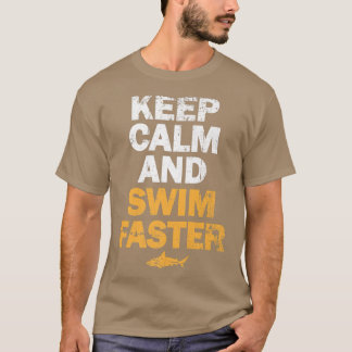 Ruhige und schnellere Hai-Liebhaber behalten T-Shirt