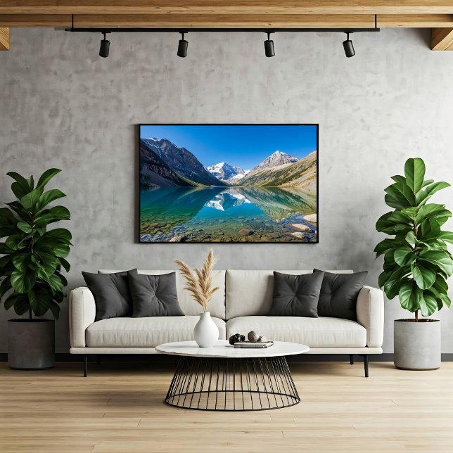 Ruhiger Alpensee Berg Poster (Von Creator hochgeladen)