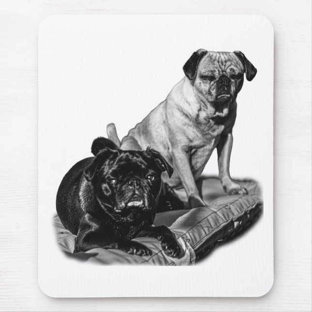 Ruhiger Fokus, schattierte Möpse Mousepad (Vorne)