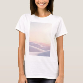 Ruhiger, heller Hintergrund mit Sanddünen T-Shirt
