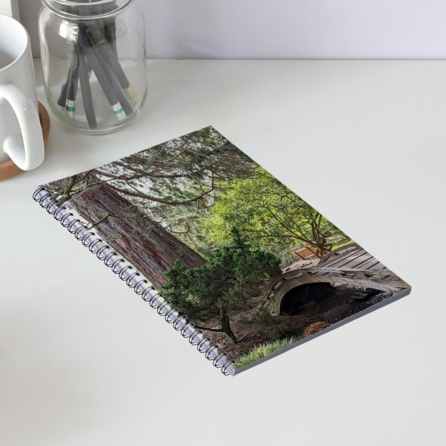 Ruhiger japanischer botanischer Garten Notizblock (In Situ)