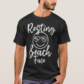 Ruhiger Strand Gesicht Sommer Reisen Funny Summer T-Shirt