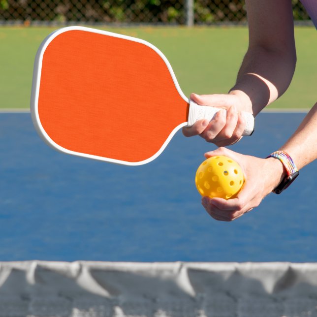 Ruhiger und einfacher orangefarbener texturierter  pickleball schläger (InSitu)