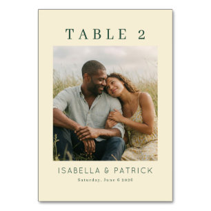 Ruhiges gelbes rustikales Foto Tischnummer