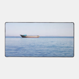 ruhiges Meerboot Schreibtischunterlage