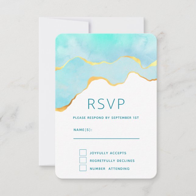 Ruhiges tropisches Grün mit Goldbrasse Hochzeit RSVP Karte (Vorderseite)