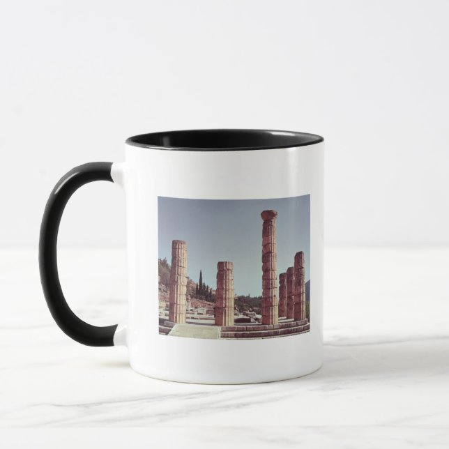 Ruinen des Tempels von Apollo Tasse (Links)