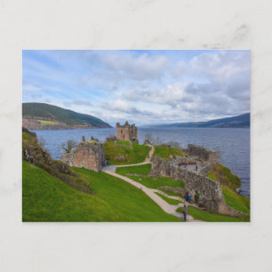 Ruinen des Urquhart Castle entlang von Loch Ness,  Postkarte