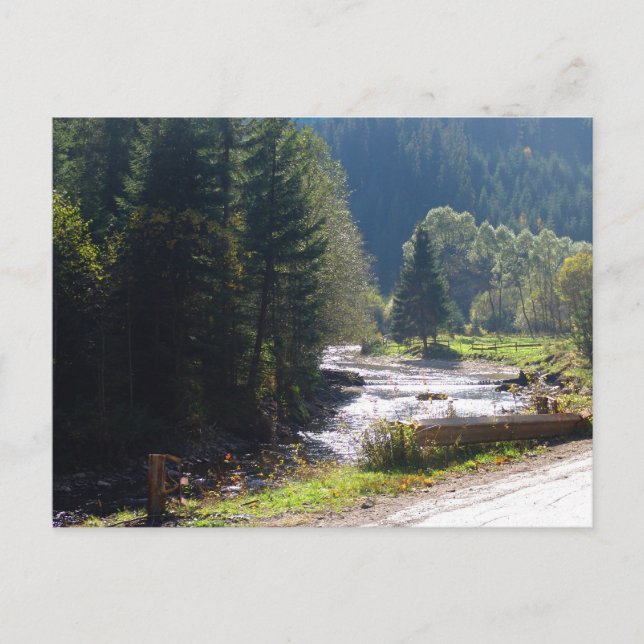 Rumänien, Moldau, Fluss in den Bergen Postkarte (Vorderseite)