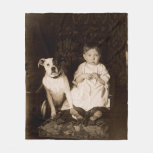 Rund 1910 Pitbull and baby RPPC Fleecedecke