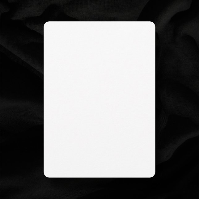 Runde Ecken 5" x 7" Schlichte Blankenhochzeit Einladung (Blank white wedding invitation with rounded corners, on black background)