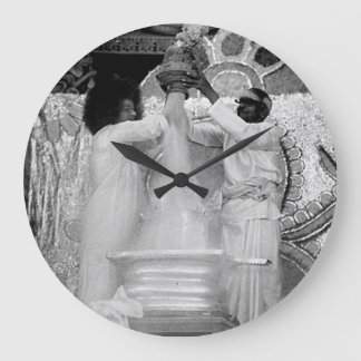 Runde große Wanduhr Sathya Sai Babas