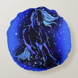Runde Kissen in blauer Mondlicht Nacht