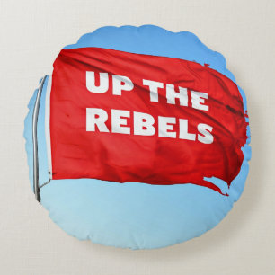 Runde Kissen nach oben zum Thema Rebeln
