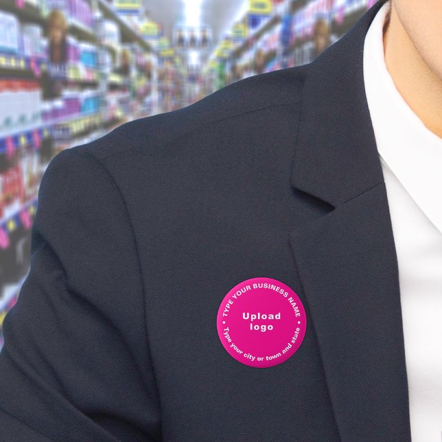 Runder Button für die Markenbezeichnung (Build brand name awareness. Circular business brand texts on pink button.)
