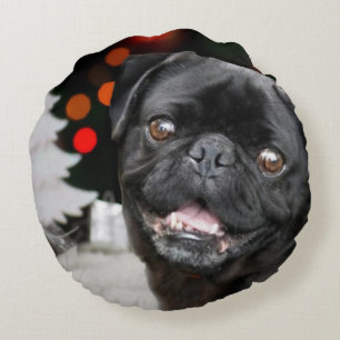 Rundes Kissen des WeihnachtsMops-Welpen