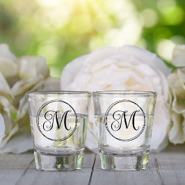 Rundes lockiges Schriftmonogramm Schnapsglas