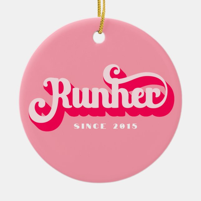 Runher Running Pink Bold Retro Schriftart Motivier Keramik Ornament (Vorne)