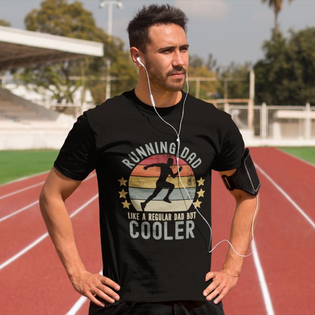 Running Dad Like a Regular Dad But Cooler T-Shirt (Von Creator hochgeladen)