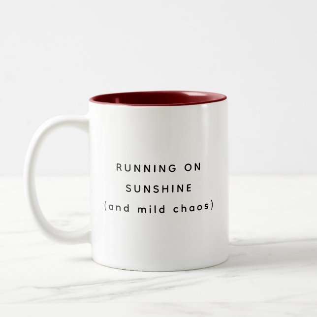 Running On Sunshine Happy Humor Two-Tone Mug Zweifarbige Tasse (Links)
