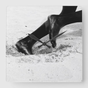 running out of sand quadratische wanduhr