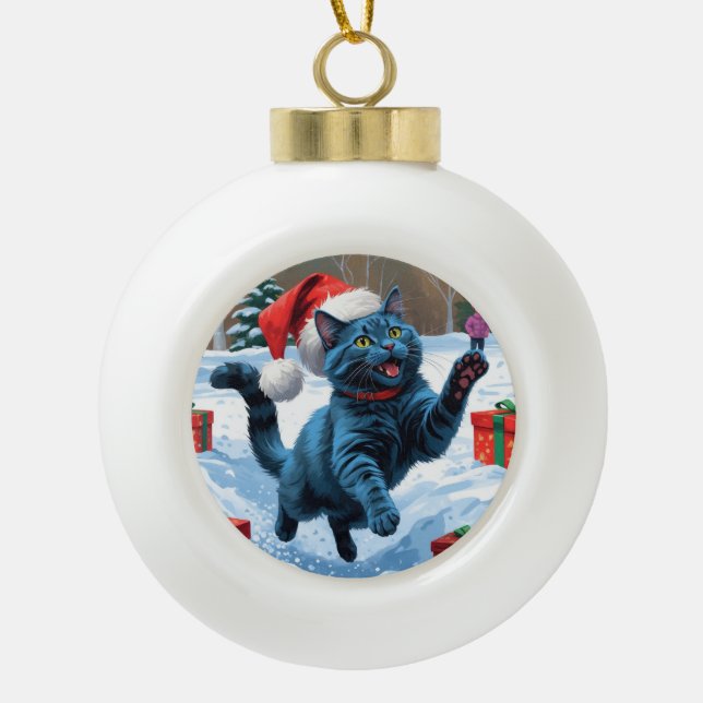 Russische blaue Katze mit Weihnachtsmütze Keramik Kugel-Ornament (Vorderseite)