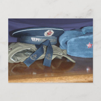 Russische Militärhüte Postkarte