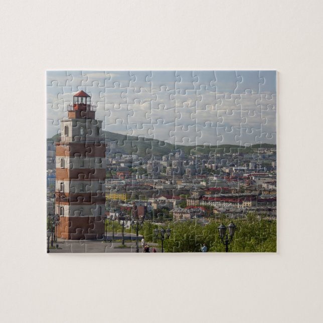 Russland, Murmansk. Größte Stadt nördlich der Puzzle (Horizontal)
