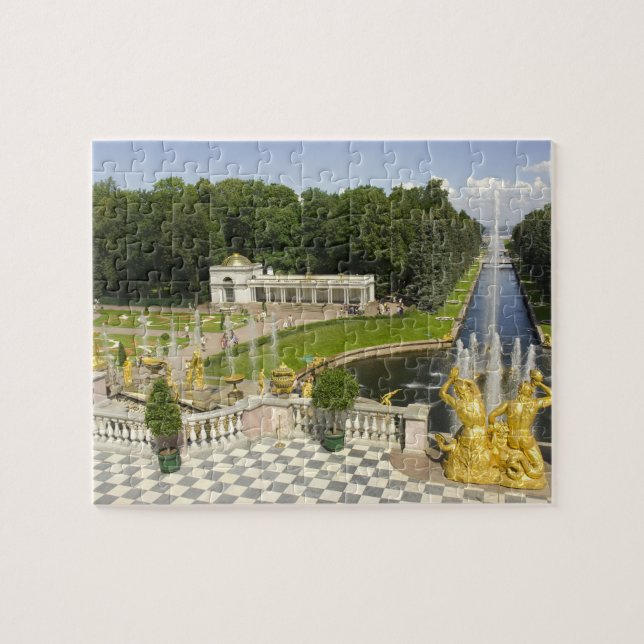 Russland. Petrodvorets. Peterhof-Palast. Peter der Puzzle (Horizontal)