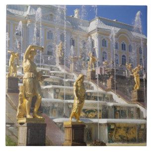 Russland, St. Petersburg, Der Große Wasserfall, Fliese