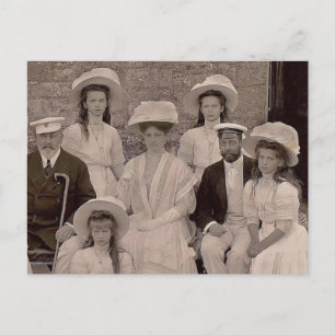 Russland - Tsarina mit OTMA und Königshäusern Engl Postkarte