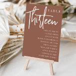 Rust Hand Scripted Table DRITTZEHN   Guest Names Tischnummer<br><div class="desc">Einfache und schicke Tischnummer-Karten im Erdton Rost braun und Weiß machen eine elegante Aussage bei Ihrer Hochzeit oder Veranstaltung. Das Design enthält "Table [number]" in einem spannenden Mix aus klassischer Serif und handgeschriebenem Skriptsatz, darunter einzelne Gastnamen. Design wiederholt sich auf beiden Seiten. Einzelne nummerierte Karten werden separat verkauft; bestellen Sie...</div>