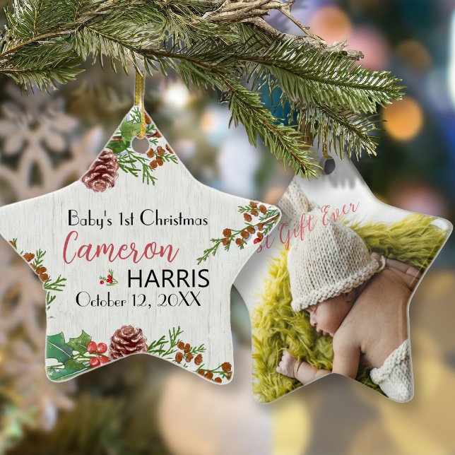 Rustic Baby's 1. Weihnachts-Meilenstein-Foto Keramik Ornament (Von Creator hochgeladen)