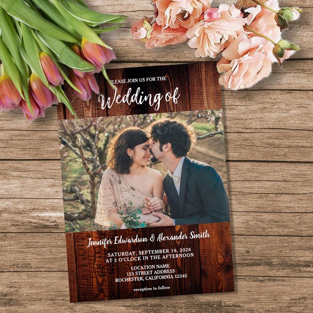 Rustic barn wood photo country wedding einladung (Rustic barn wood photo country wedding invitation. You can add your own photo and text.)