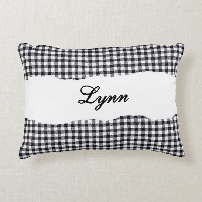 Rustic Black Gingham Personalized Name Dekokissen (Vorderseite)