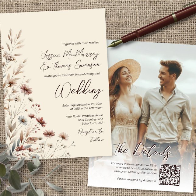 Rustic Boho Chic Wildblumen & Foto QR Hochzeit Einladung (Front/Back)