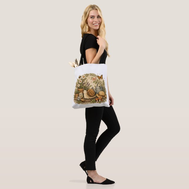Rustic Botanical Snail Tote Bag for Garden Lovers (Am Model)