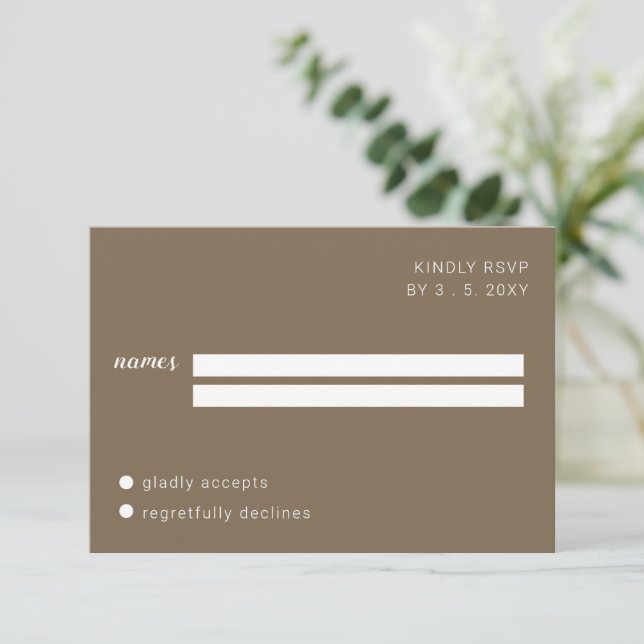 Rustic Brown Minimalistisch Script Calligraphy Wed RSVP Karte (Stehend Vorderseite)
