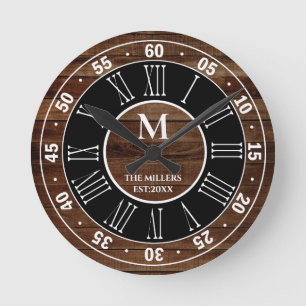 Rustic Brown Wood Pallet Roman Numeral Monogram Runde Wanduhr