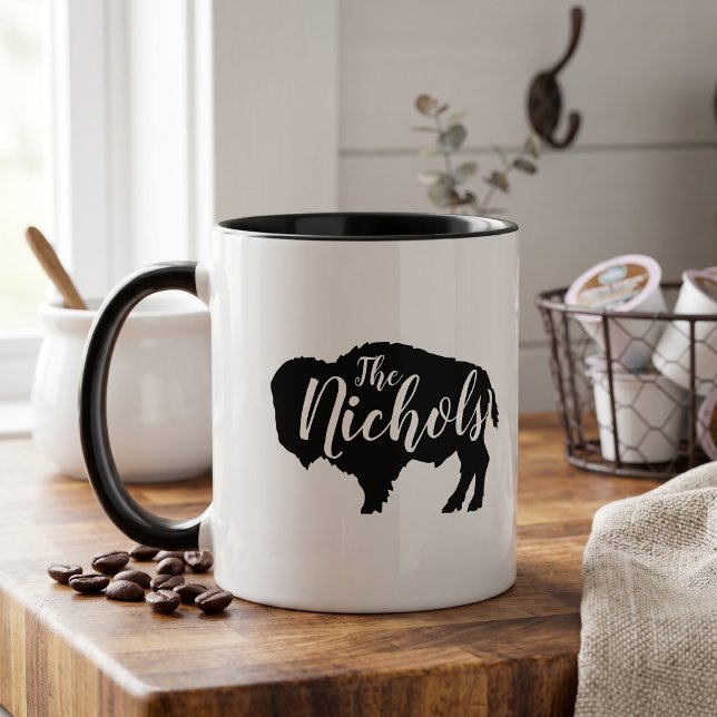 Rustic Buffalo Family Monogram Tasse (Von Creator hochgeladen)