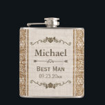 Rustic Burlap Lace Wedding Trauzeuge Flachmann<br><div class="desc">Rustikale Burlap Lace Wedding - Ein perfektes Hochzeitsdesign für Ihren großen Tag. (1) Alle Textstile,  Farben,  Größen können an Ihre Bedürfnisse angepasst werden. (2) Wenn Sie eine Anpassung oder passende Schreibwaren benötigen,  kontaktieren Sie mich bitte.</div>