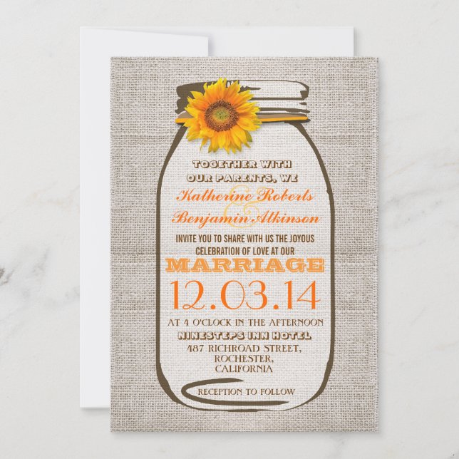 Rustic Burlap Mason Jar Sunflower Wedites Einladung (Vorderseite)