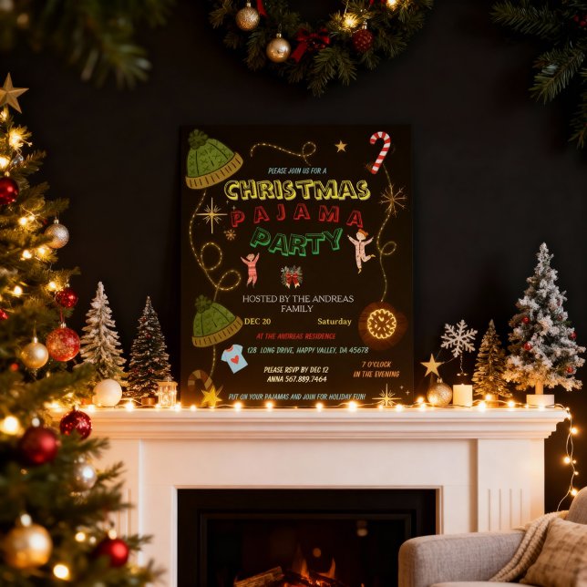 Rustic Christmas Pajama Gathering | Cabin Family Postkarte (Von Creator hochgeladen)